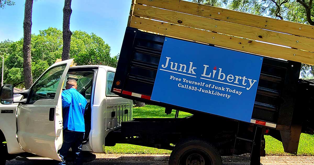 Junk Removal and Hauling Services Tampa Bay